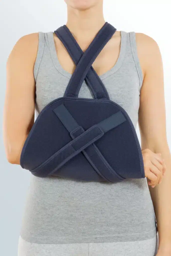 SHOULDER SLING IMOBILIZADOR COM BANDA TORÁCICA GRAFITE MEDI